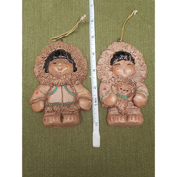 Vintage Child Eskimoppets Handmade & Painted Christmas Ornament Made in Alaska - Picture 7 of 9